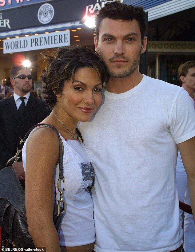Vanessa and Brian co-starred in Beverly Hills, 90210 and struck up their romantic relationship in 1999 before splitting in 2003; the couple are pictured in 2001