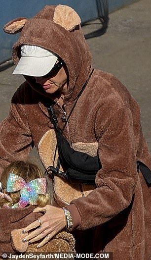 Perry's ring finger was noticeably bare and without the floral inspired engagement ring Bloom proposed to her with in 2019