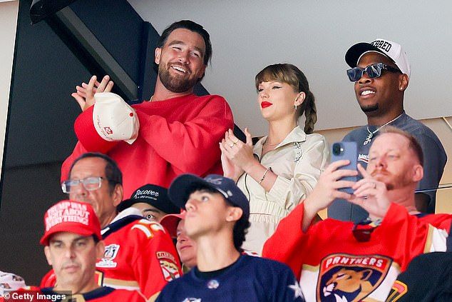 Travis and Taylor stunned fans with their surprise appearance in Florida on Thursday night