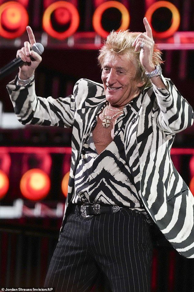 Rod Stewart's Fountain of Youth: Secrets Behind His Age-Defying Vitality