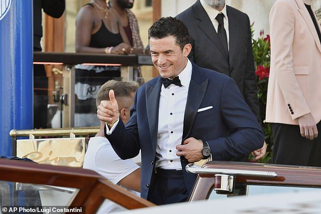 Over the weekend, the SAG Award winner hobnobbed with wealthy A-listers like Oprah Winfrey and Leonardo DiCaprio at the ostentatious $56M wedding of Amazon executive chairman Jeff Bezos and his mistress Lauren Snchez in Venice, Italy (pictured last Friday