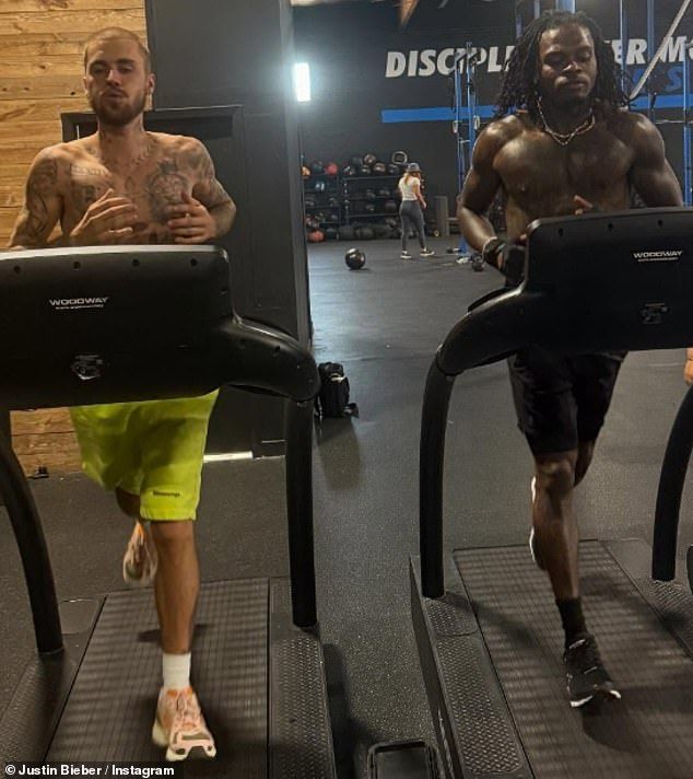 Justin meanwhile uploaded an Instagram photo that day of himself shirtless at the gym, working out with his rapper friend Gunna