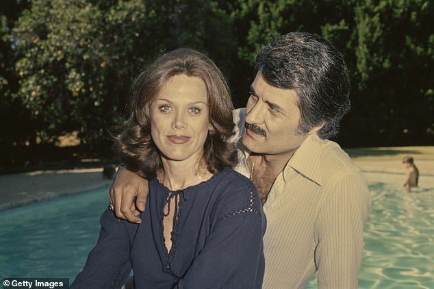 Aniston's parents in 1975. While Aniston achieved an uneasy rapprochement with Nancy towards the end of her mothers life, it is unclear if she ever achieved the closure and peace she sought