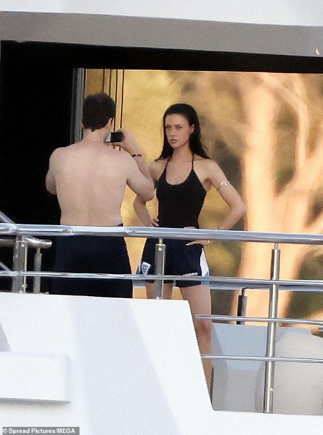 Nicola was clearly keen to document the outfit, as she was spotted posing up a storm while someone snapped pictures of her in the shorts