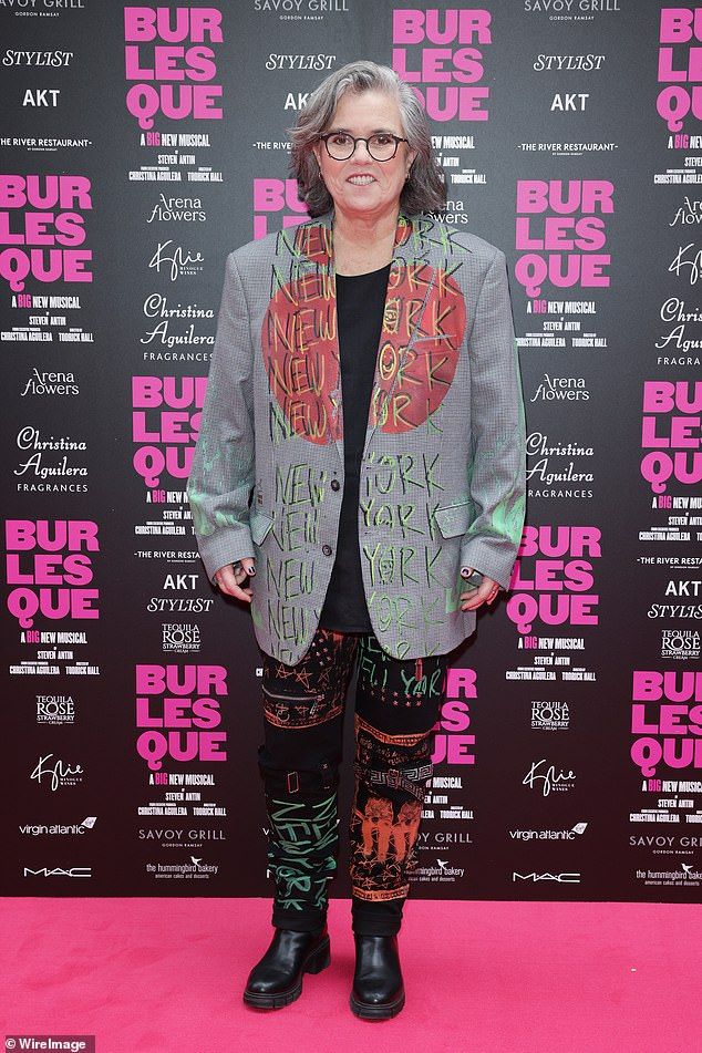 The star, who was born in upstate New York, wore a very NY outfit complete with a Big Apple design
