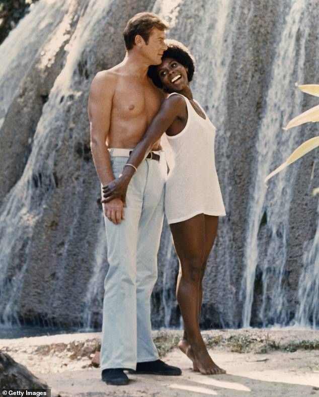 Florida-born Hendry took on the role of Rosie Carver, the ill-fated CIA agent who meets a tragic end in Bonds arms