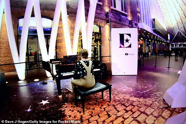During his Farewell Yellow Brick Road tour, Eltoon did briefly dabble in the digital world with a London pop-up at King's Cross, which featured an augmented reality version of him playing the piano