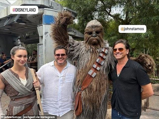 They actor's hung out with Chewbacca while visiting Star Wars: Galaxy's Edge in the park