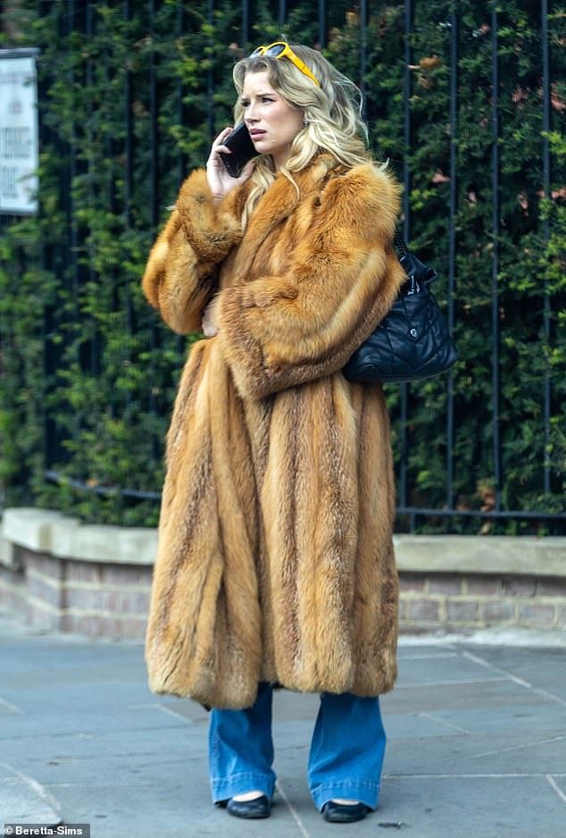 Lottie was seen frowning while speaking on the phone