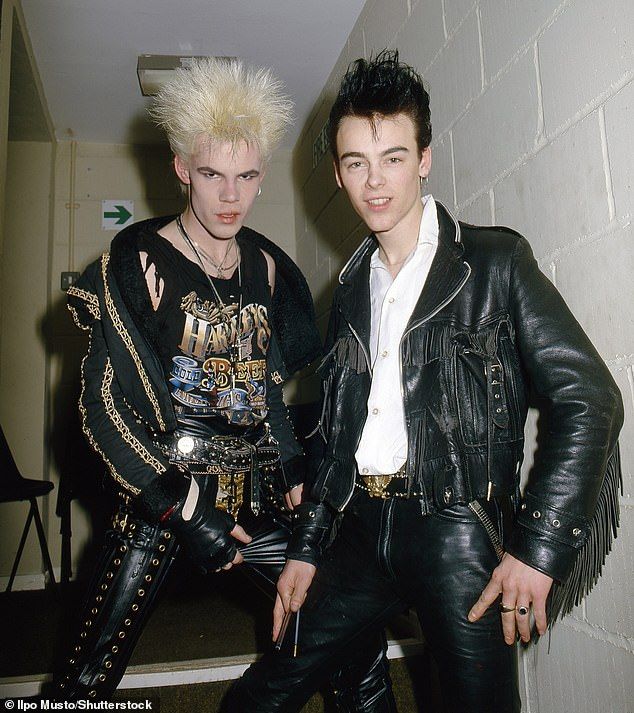 Seen with bandmateChris Kavanagh