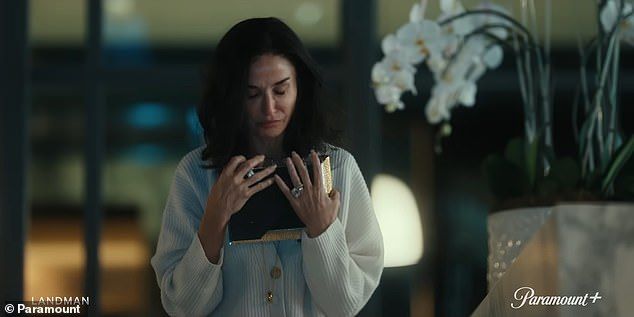 With the death of Cami's husband Monty Miller (Jon Hamm) in the season one finale, she steps to the forefront, partnering with Tommy Norris (Billy Bob Thornton) as the leaders of M*Tex Oil