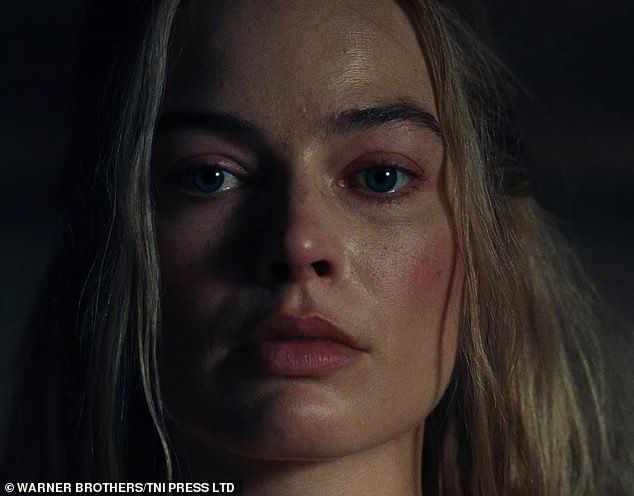 Fans have also pointed out that Robbie and Elordi are much older than the teenage characters they portray