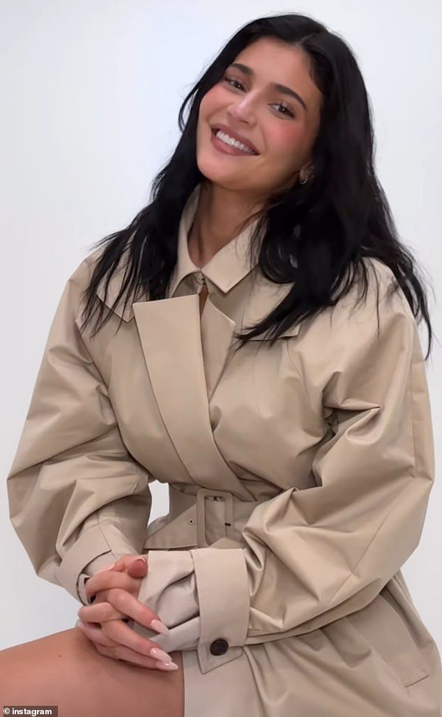 During the conversation the billionaire was asked where she would wear the coat and the answer was surprising: to play poker