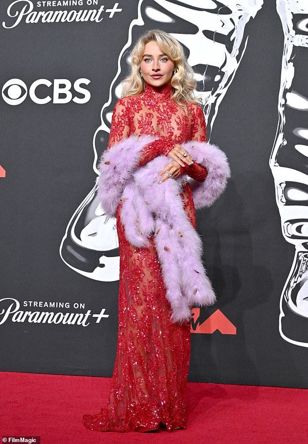 The I Will Never Let You Down hitmaker, 34, said how Sabrina, 26, is now apparently uncontactable despite the stars previously hanging out