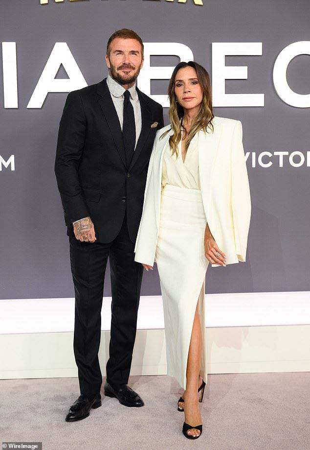Victoria looked sensational at the premiere as she posed alongside her husband David